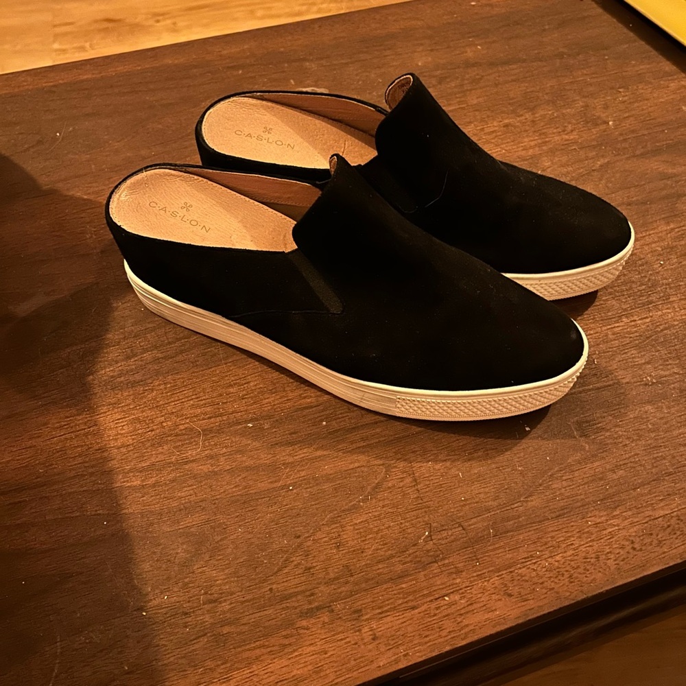 Nordstrom Caslon brand mule tennis shoe. Size 9. Like new.